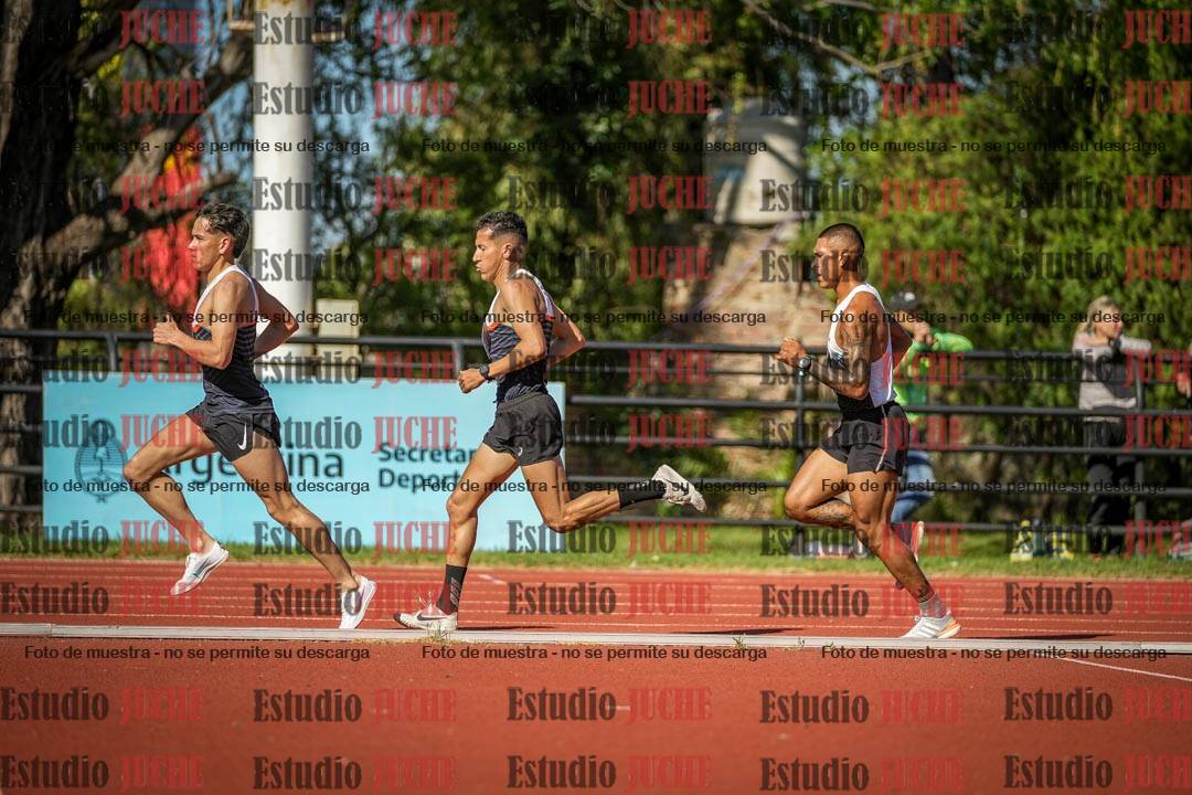 Fotos de los 10.000 m de varones - serie 1