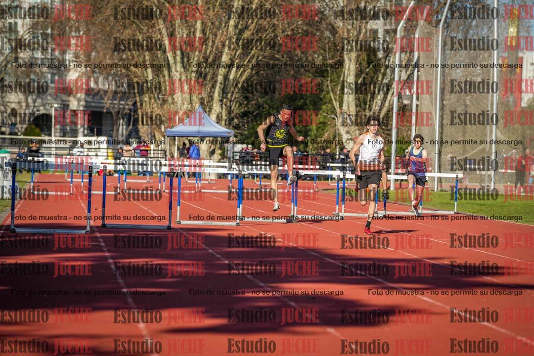 Fotos de los 400 m con vallas de varones