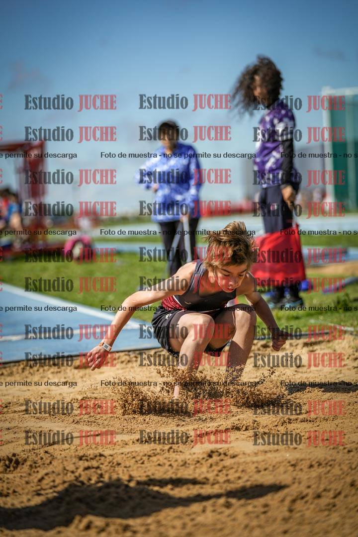 Fotos del salto en largo de varones - U14