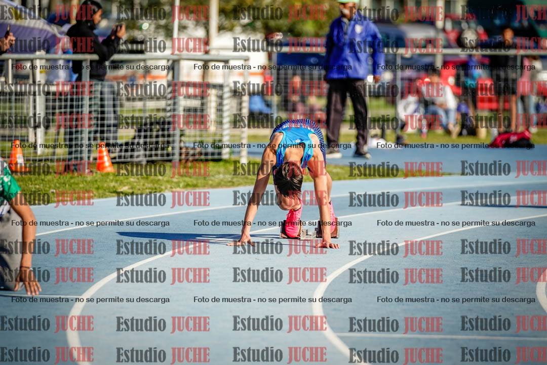 Fotos de los 400 m con vallas de varones