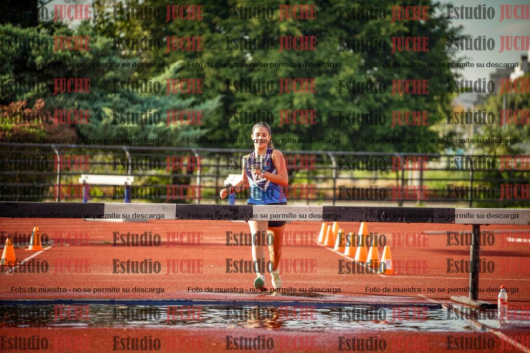 Fotos de los 2000 m con obstáculos de mujeres