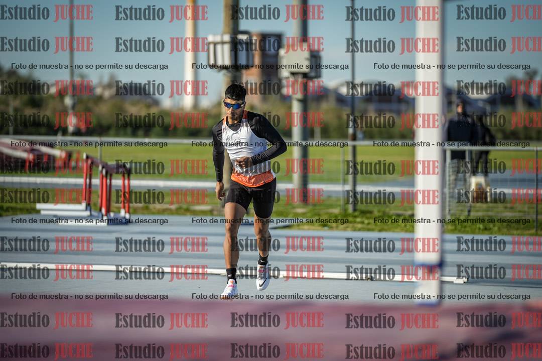 Fotos del salto en alto de varones