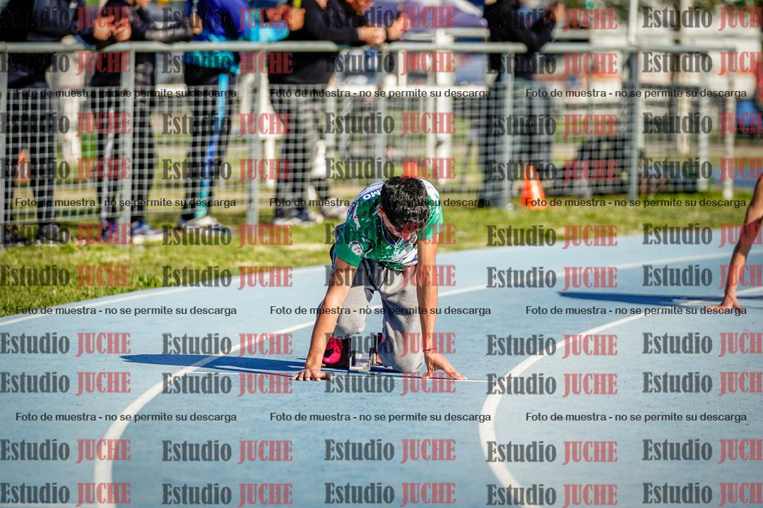 Fotos de los 400 m con vallas de varones
