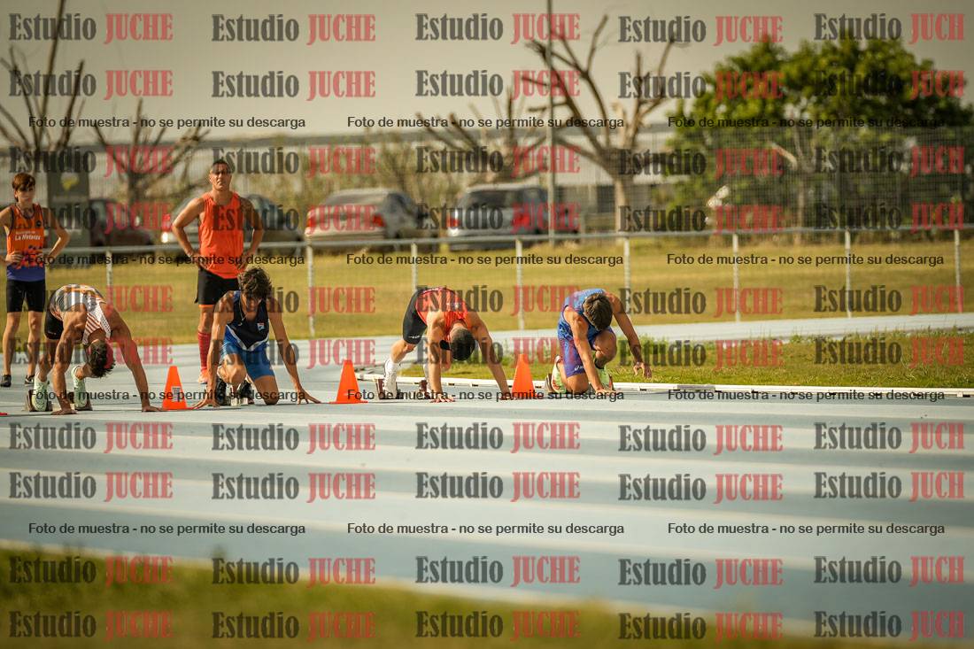 Fotos de los 80 m llanos de varones
