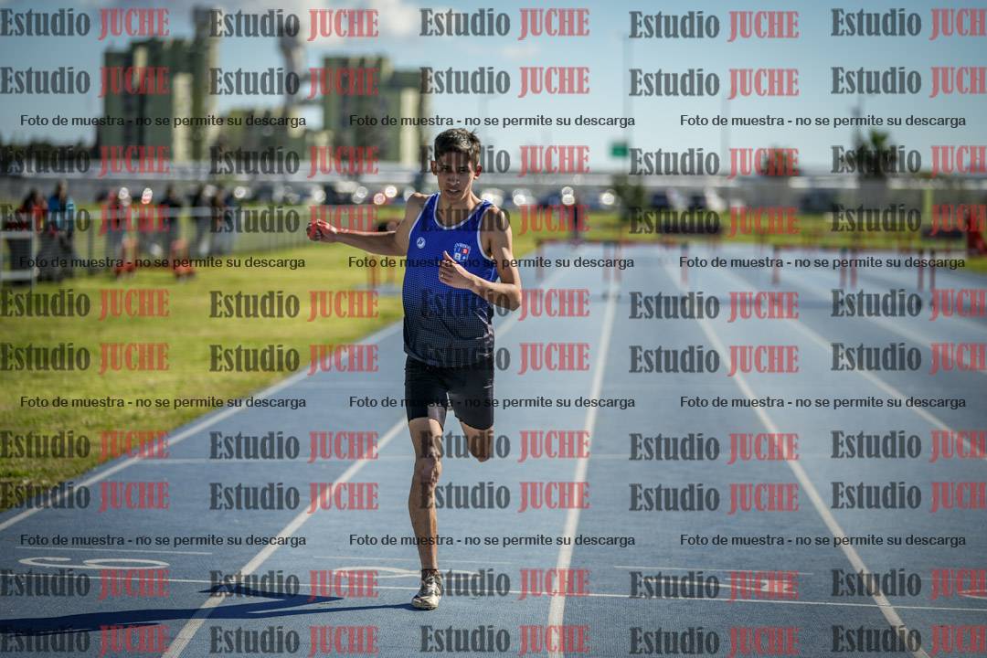 Fotos de los 400 m con vallas de varones