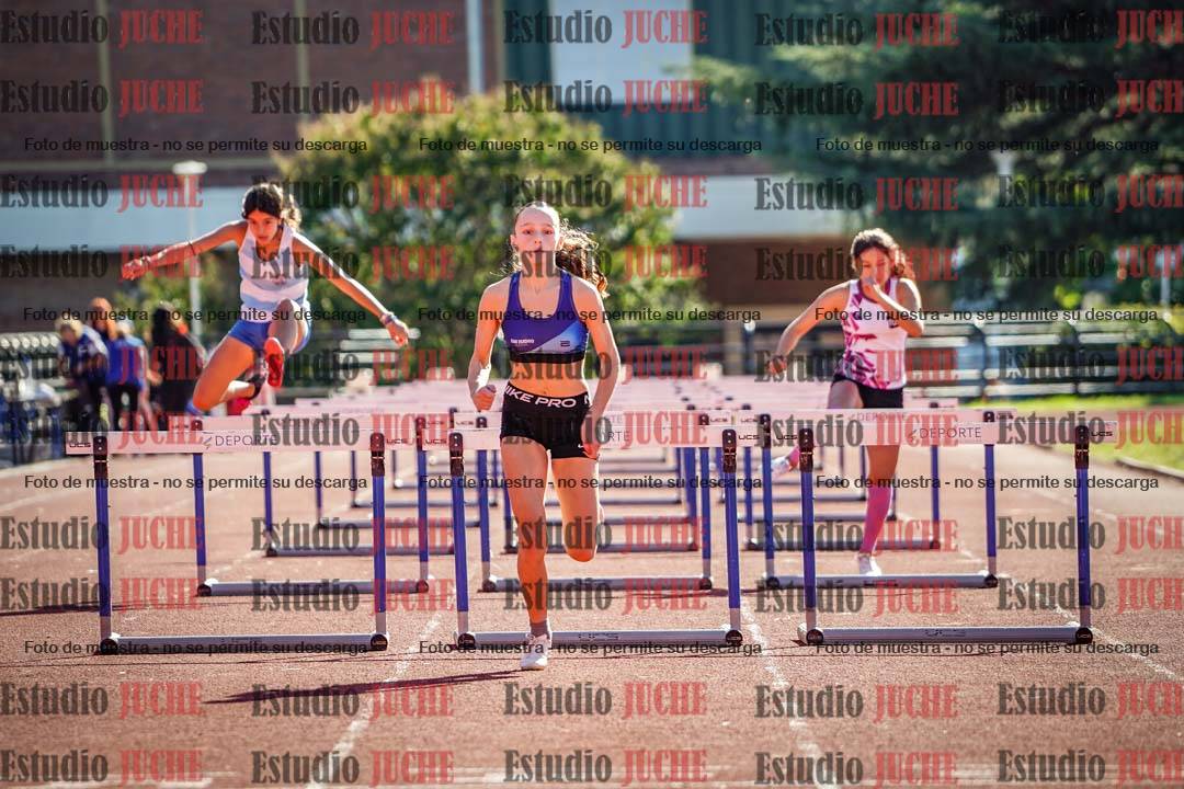 Fotos de los 80 m con vallas de mujeres