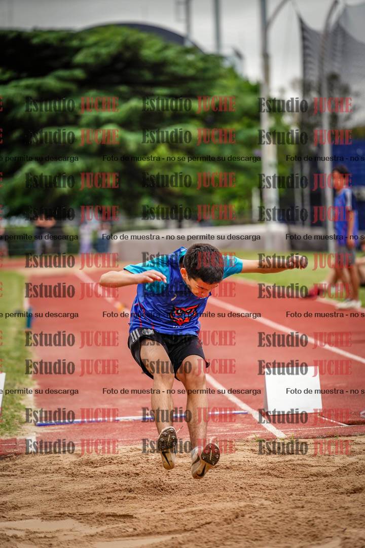 Fotos del salto en largo de varones - U14
