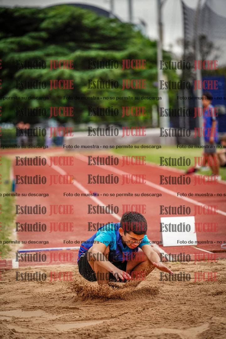 Fotos del salto en largo de varones - U14