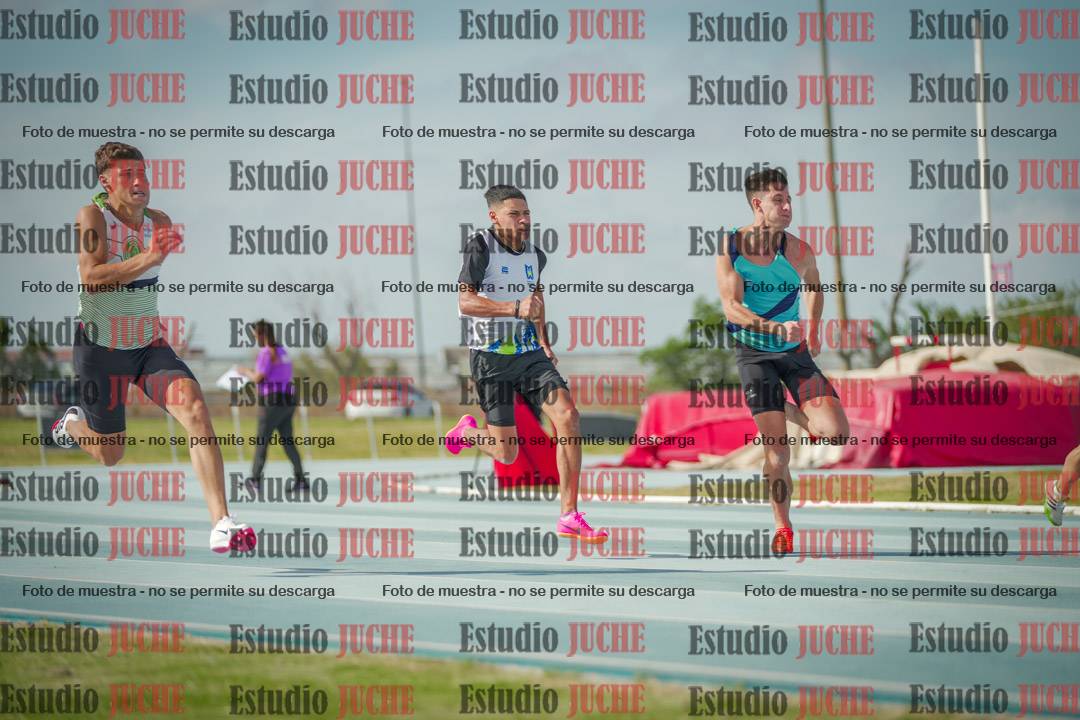 Fotos de los 100 m llanos de varones