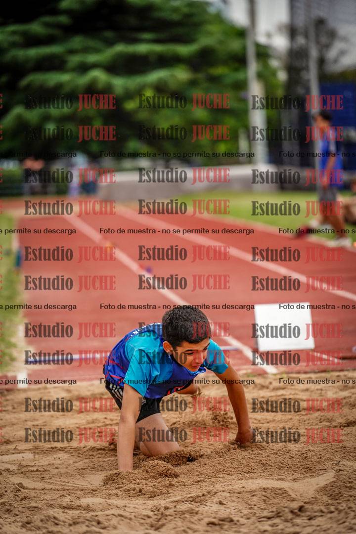 Fotos del salto en largo de varones - U14