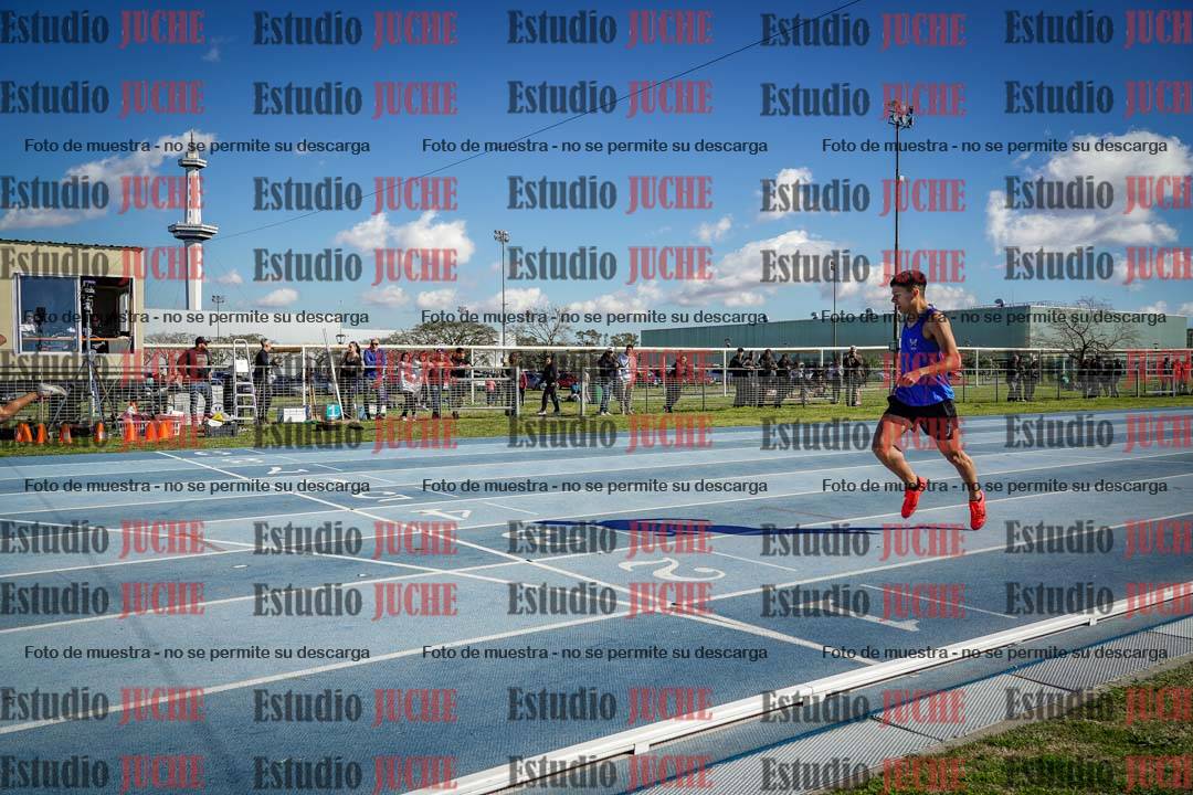 Fotos de los 400 m con vallas de varones
