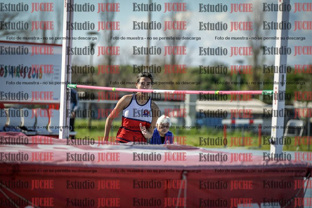 Fotos del salto en alto de mujeres