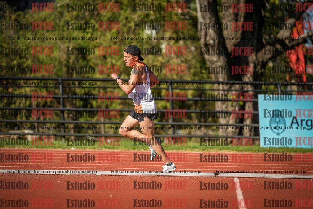 Fotos de los 10.000 m de varones - serie 1
