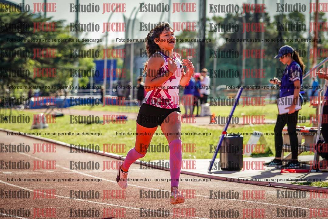 Fotos de los 80 m con vallas de mujeres