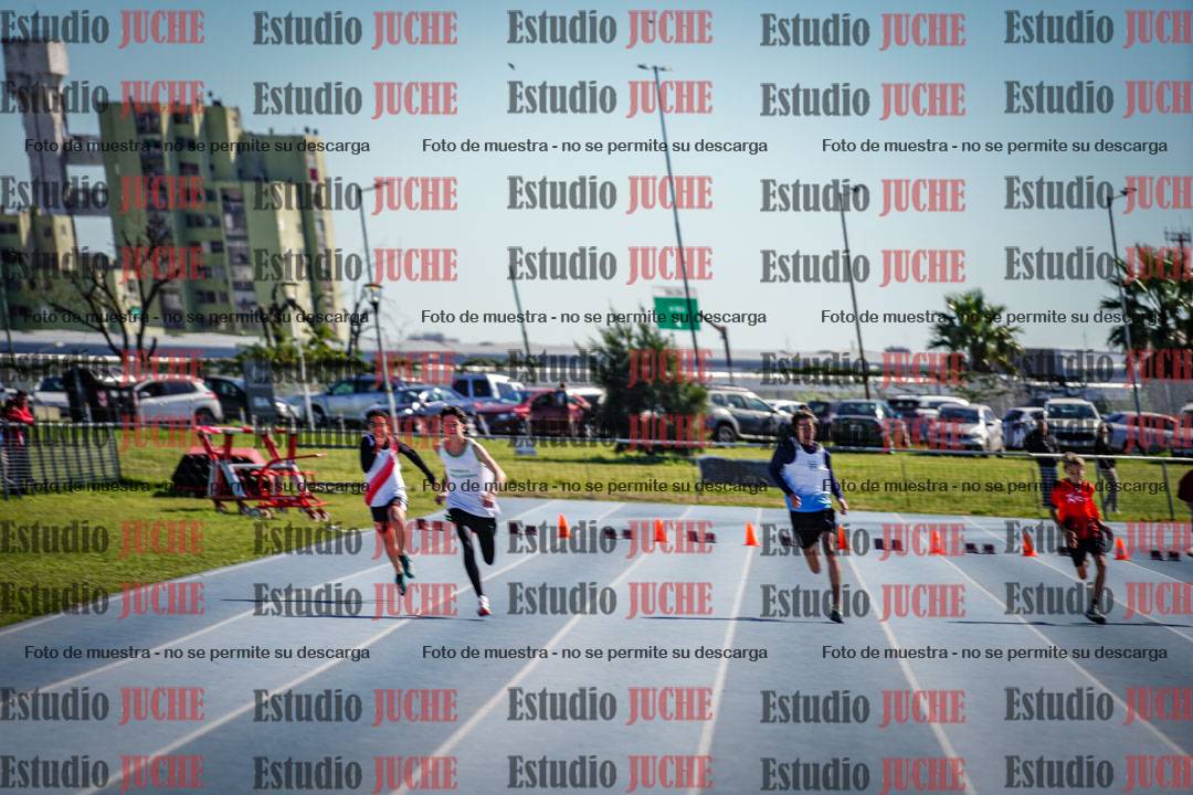 Fotos de los 80 m llanos de varones