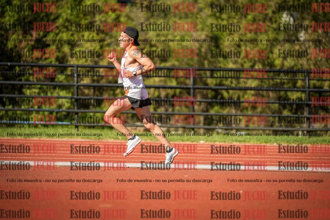 Fotos de los 10.000 m de varones - serie 1