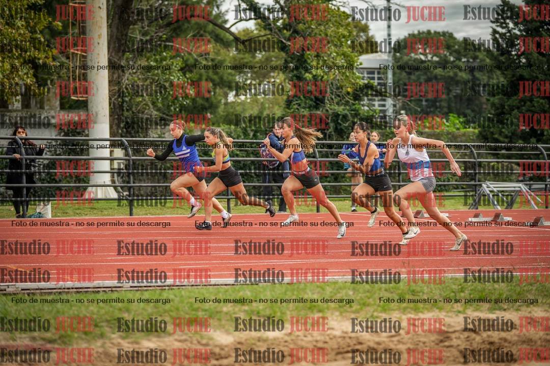 Fotos de los 100 m con vallas de mujeres
