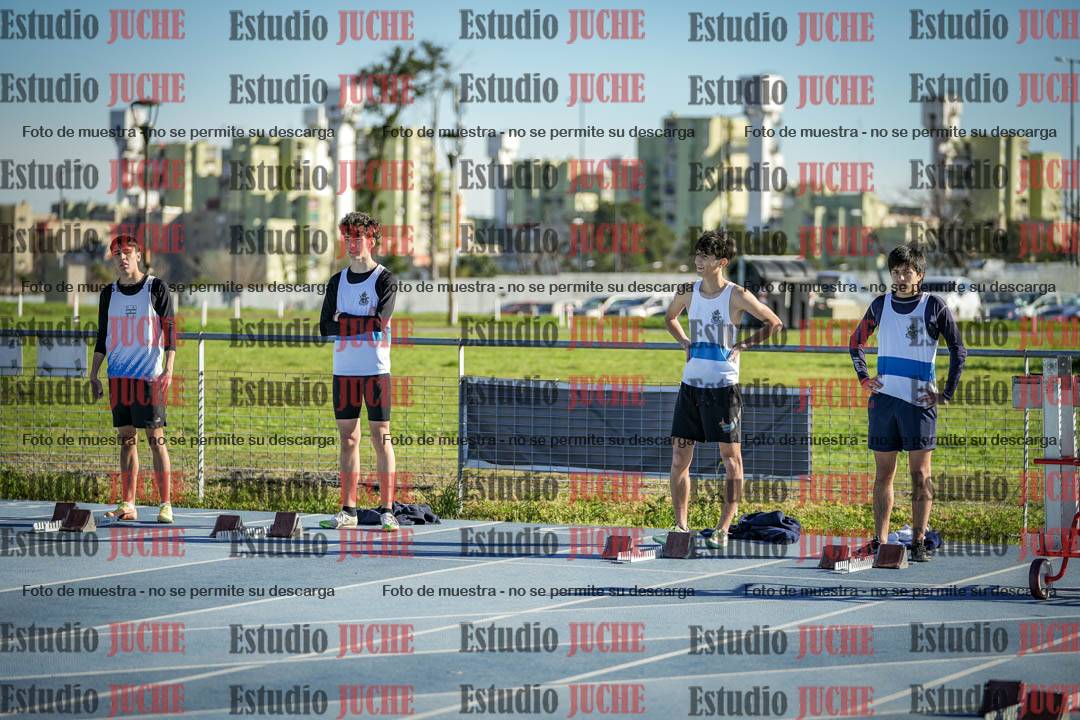 Fotos de los 110 m con vallas de varones - U17 (incluye heptatlón)