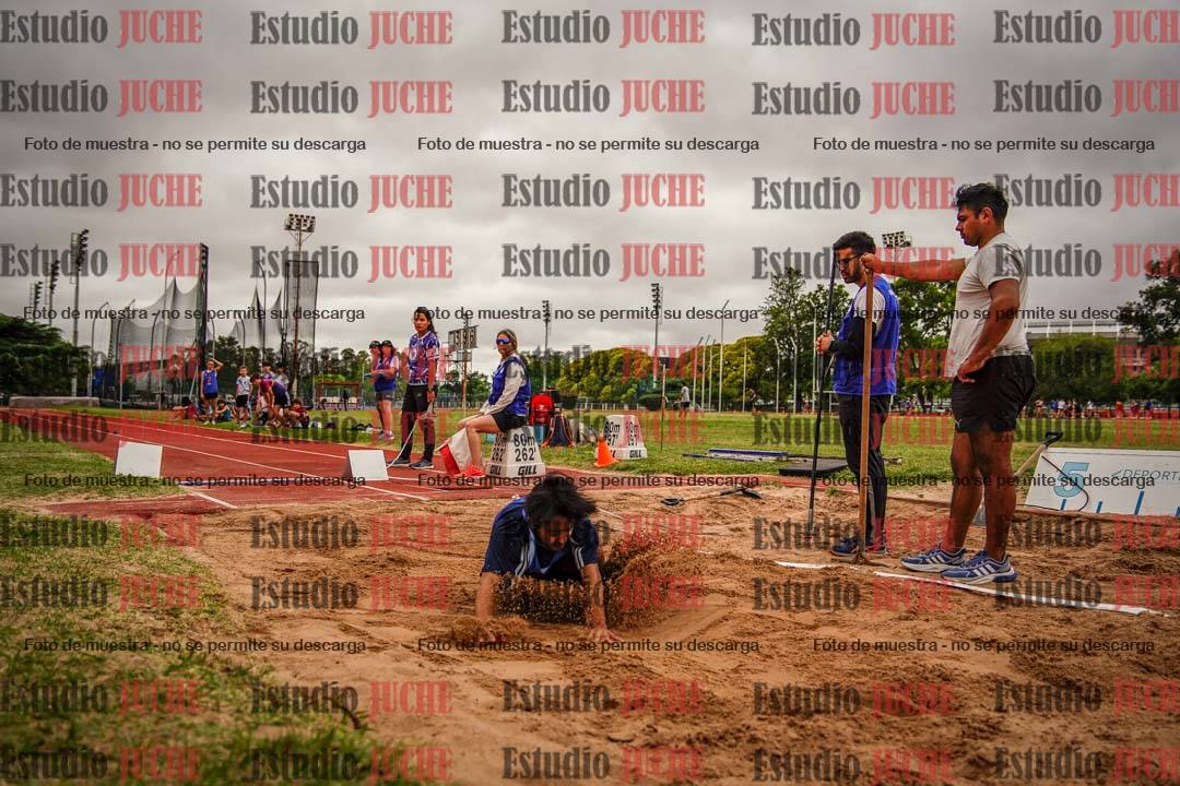Fotos del salto en largo de varones - U14