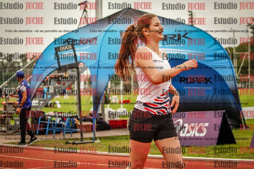 Fotos de los 100 m con vallas de mujeres