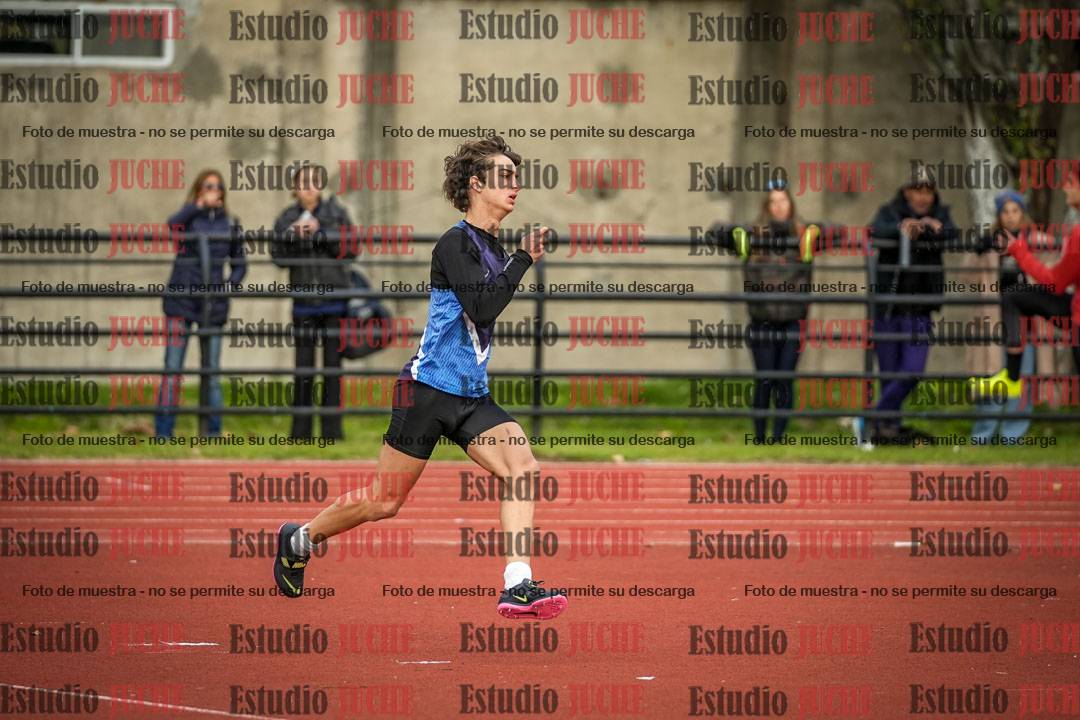 Fotos del salto en alto de varones