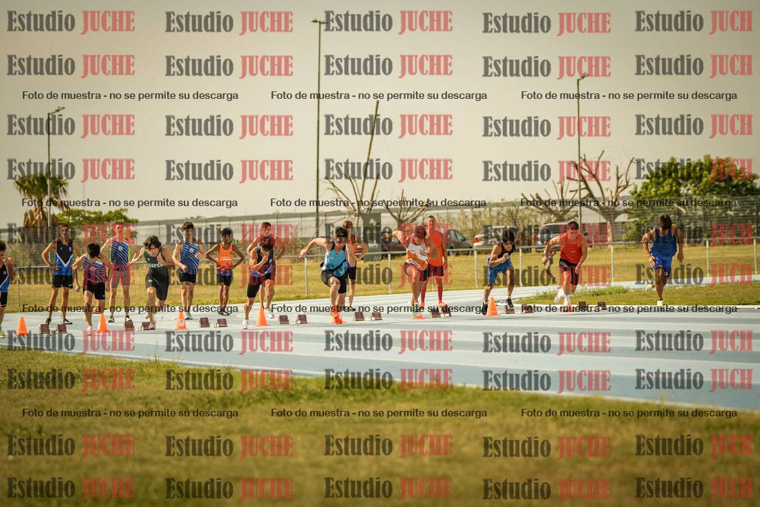Fotos de los 80 m llanos de varones