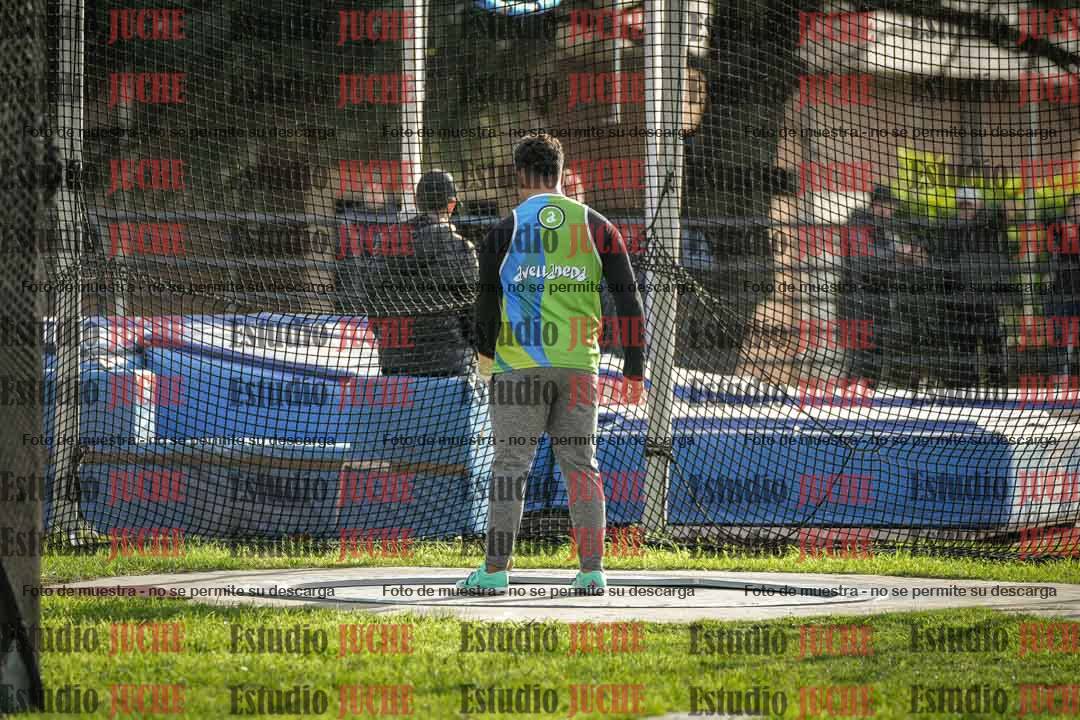 Fotos del lanzamiento de martillo de varones