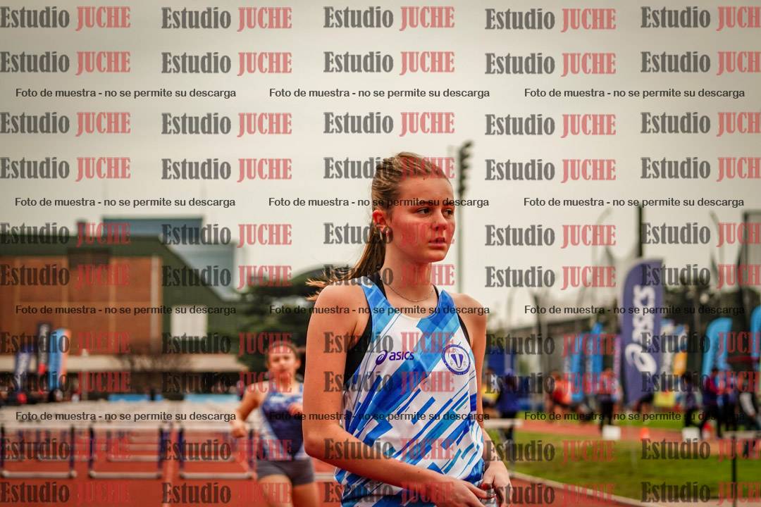 Fotos de los 100 m con vallas de mujeres