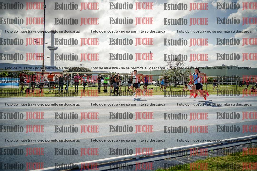 Fotos de los 100 m llanos de varones