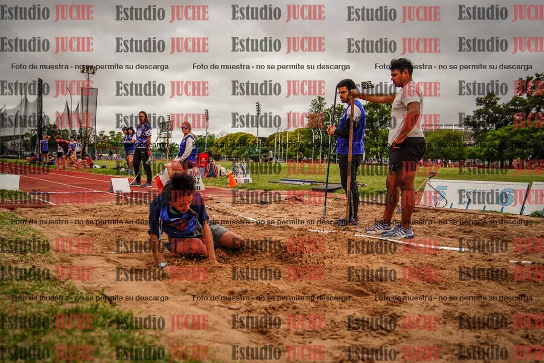 Fotos del salto en largo de varones - U14