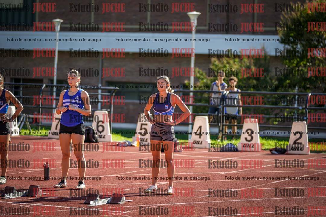 Fotos de los 100 m con vallas de mujeres