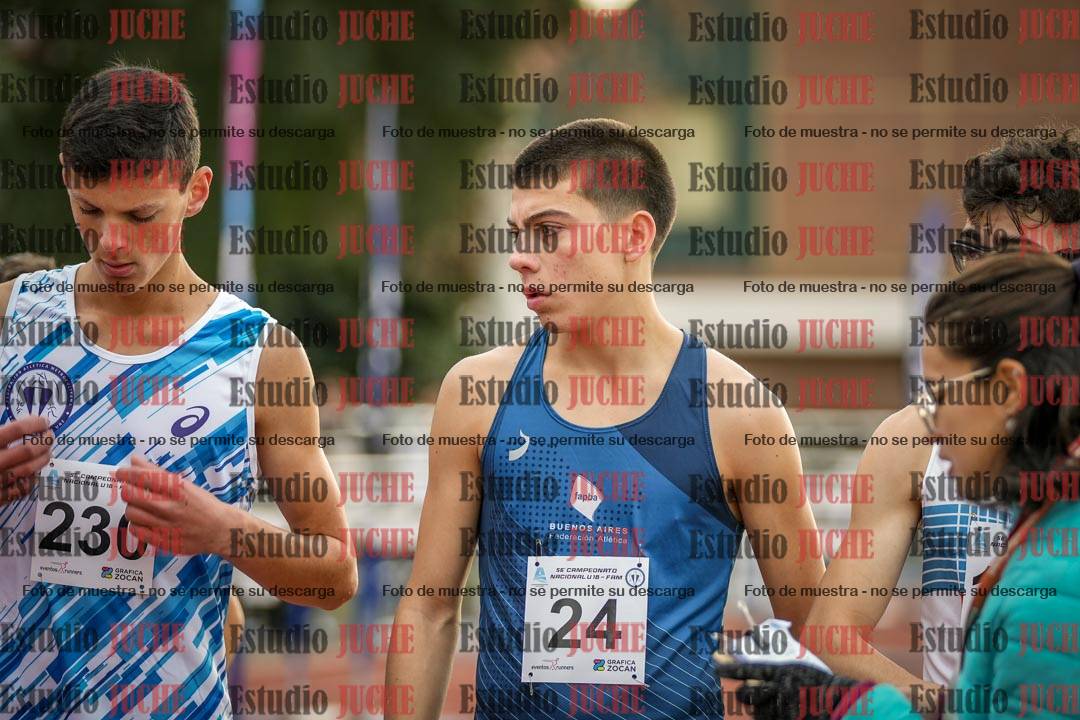 Fotos de los 2000 m con obstáculos de varones