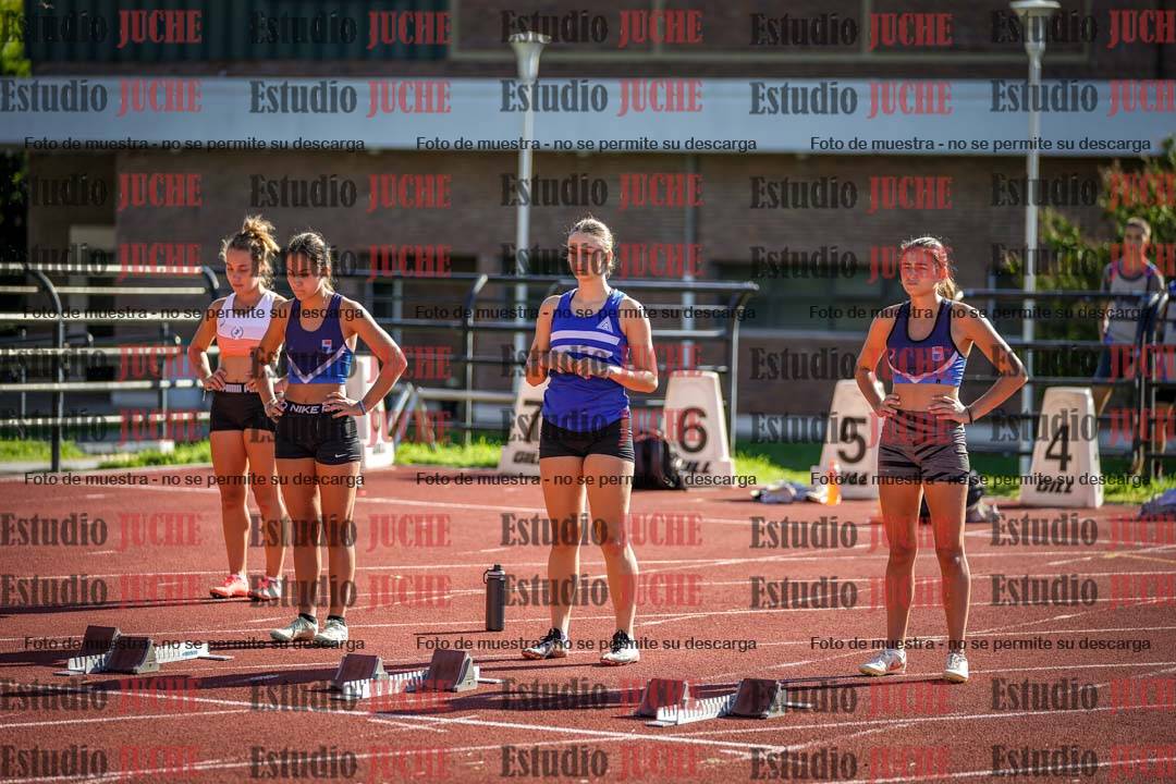 Fotos de los 100 m con vallas de mujeres