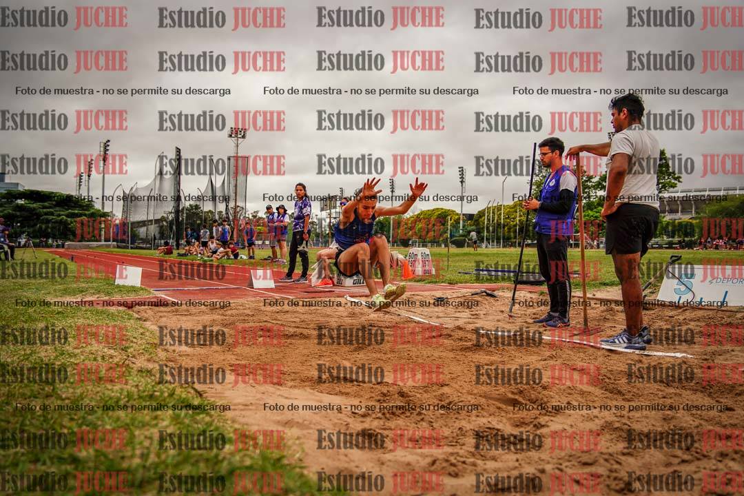 Fotos del salto en largo de varones - U14