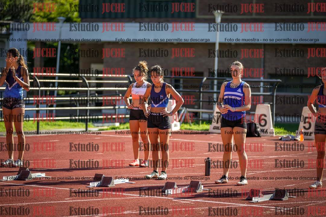 Fotos de los 100 m con vallas de mujeres