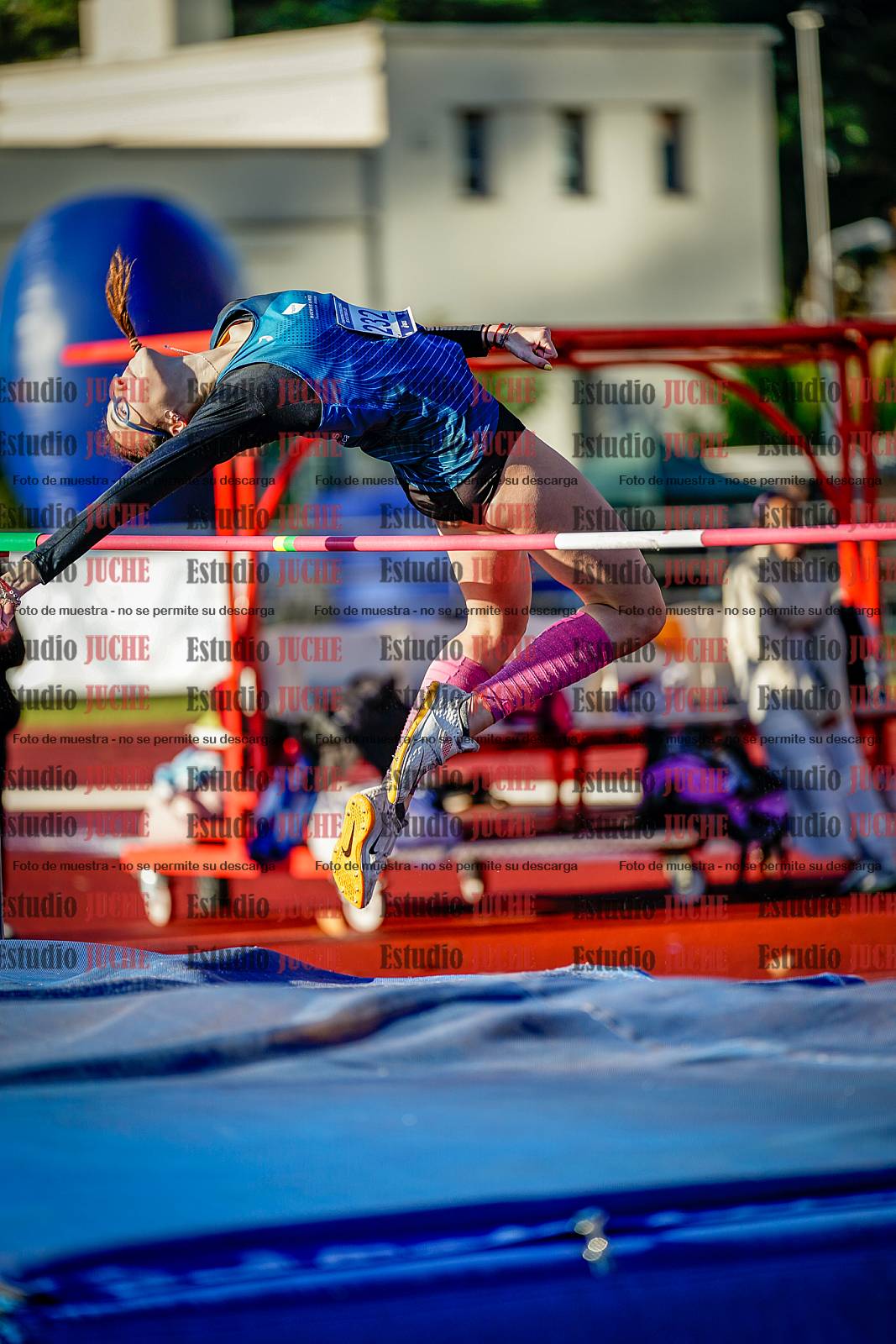 Fotos del salto en alto de mujeres