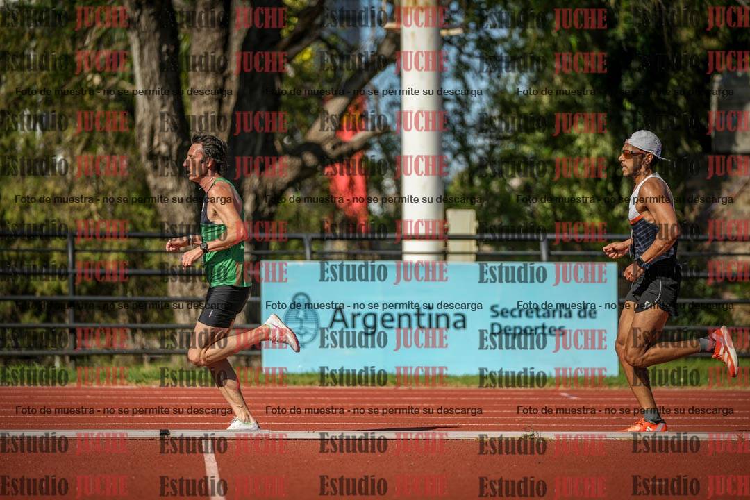 Fotos de los 10.000 m de varones - serie 1