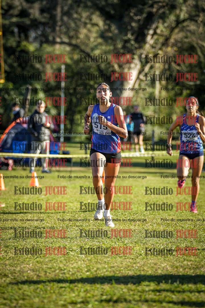 Fotos de la llegada del cross de 4000 m - mujeres