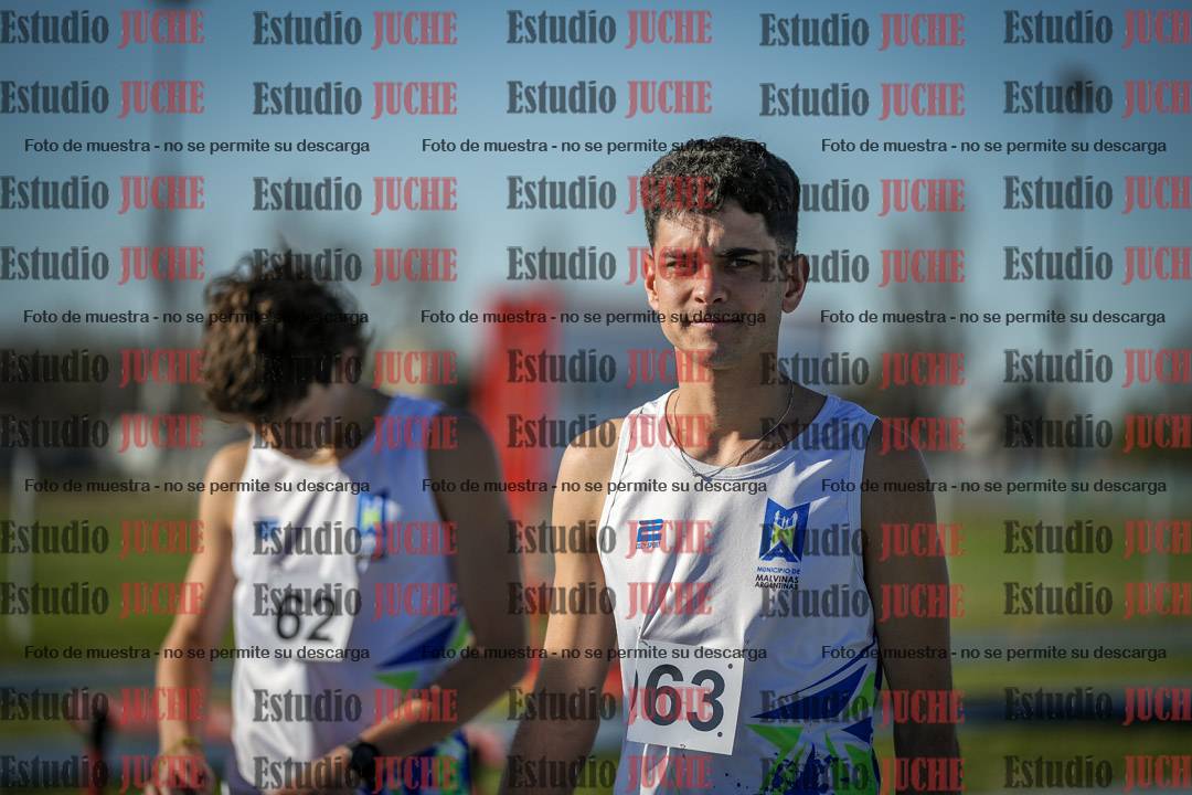 Fotos de los 3000 m con obstáculos de varones