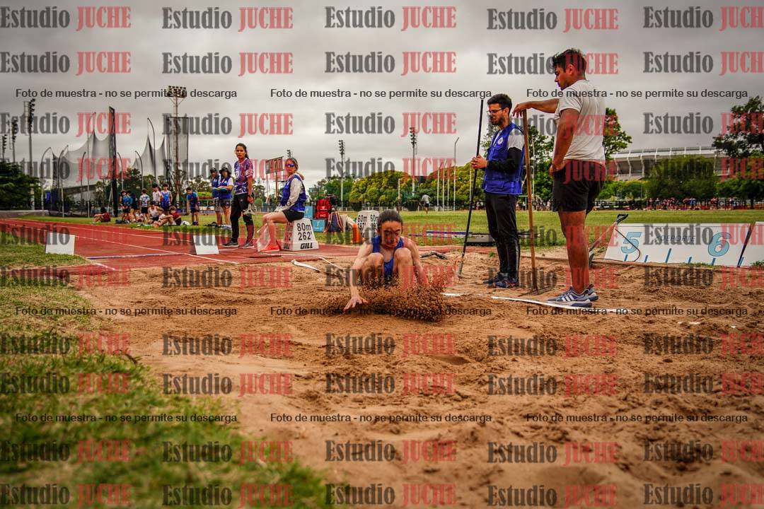 Fotos del salto en largo de varones - U14