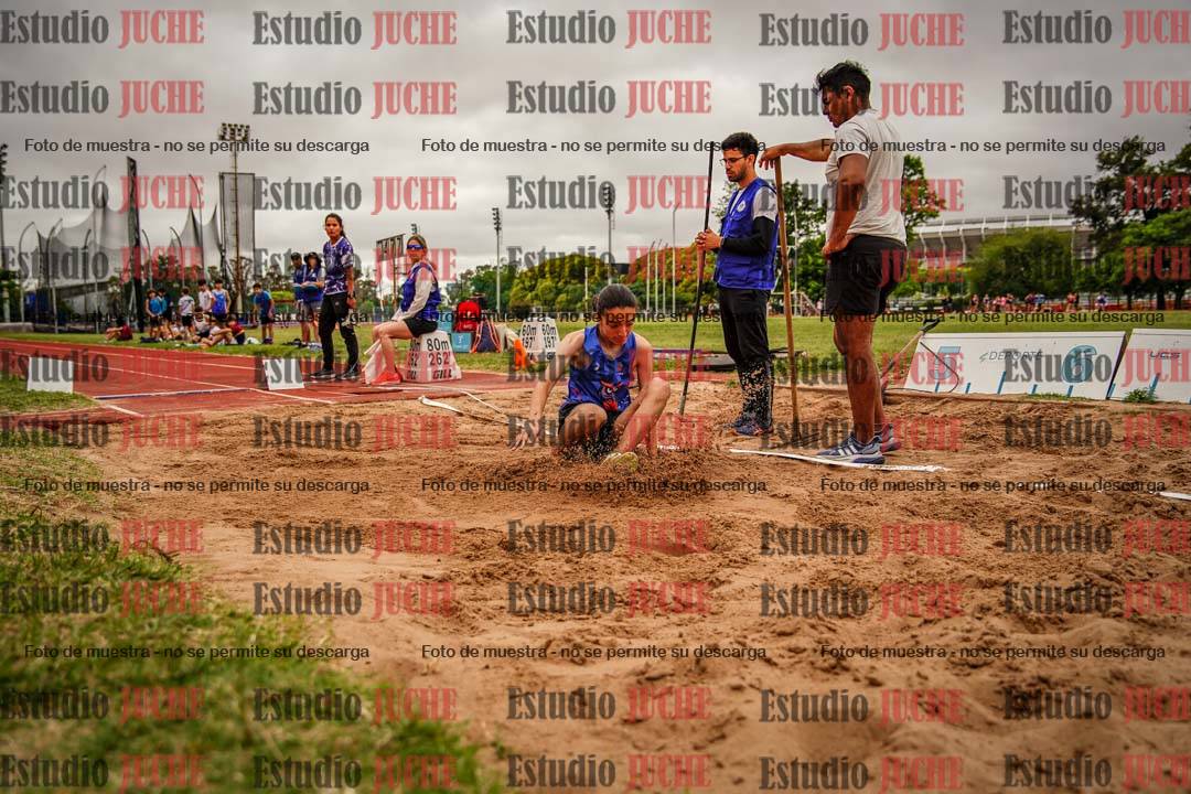Fotos del salto en largo de varones - U14