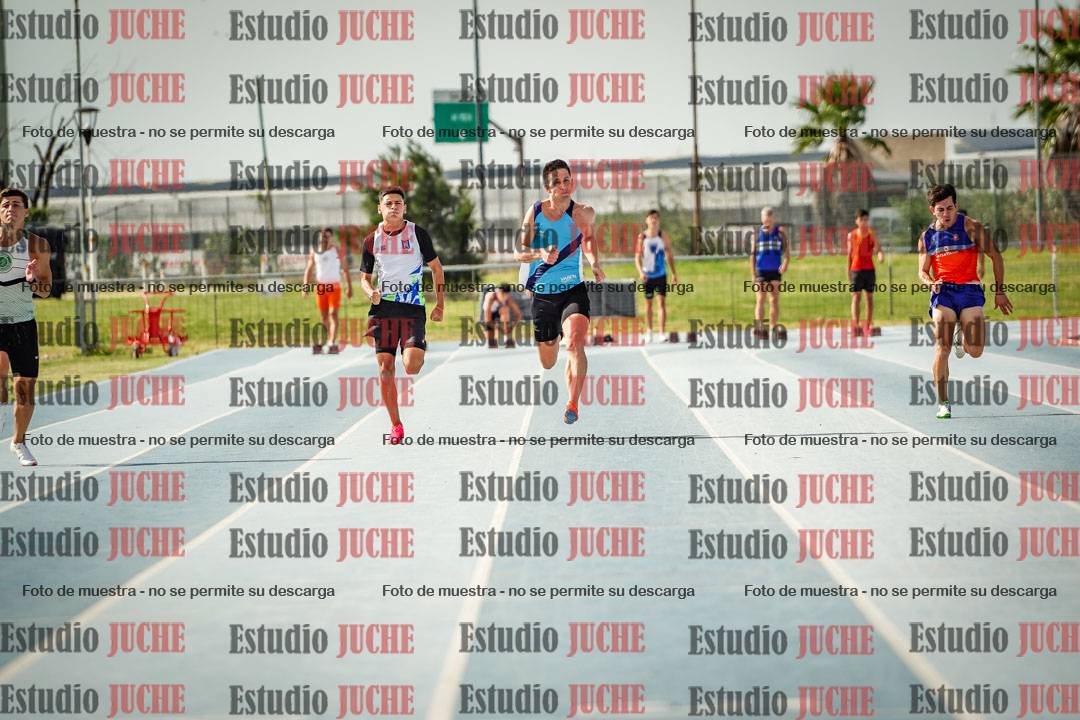 Fotos de los 100 m llanos de varones