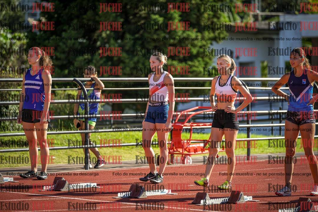 Fotos de los 100 m con vallas de mujeres