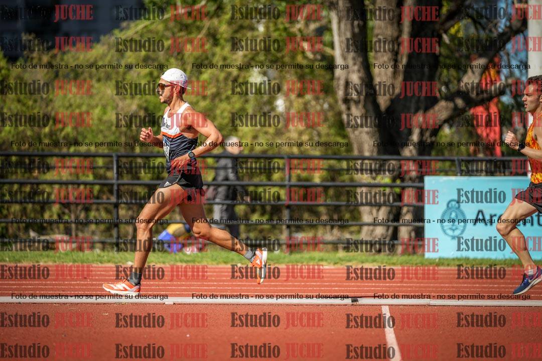 Fotos de los 10.000 m de varones - serie 1