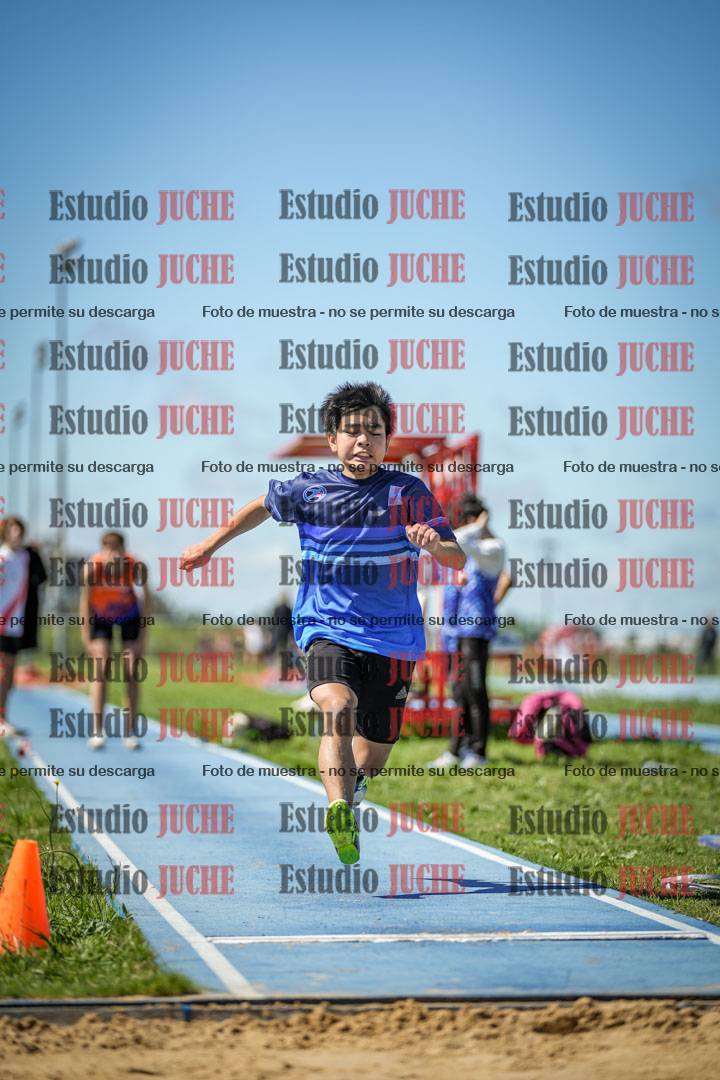 Fotos del salto en largo de varones - U14