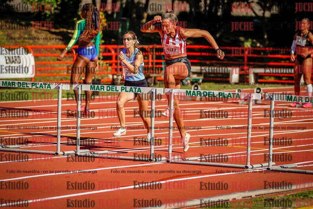 Fotos de los 100 m con vallas de mujeres - hepta 1