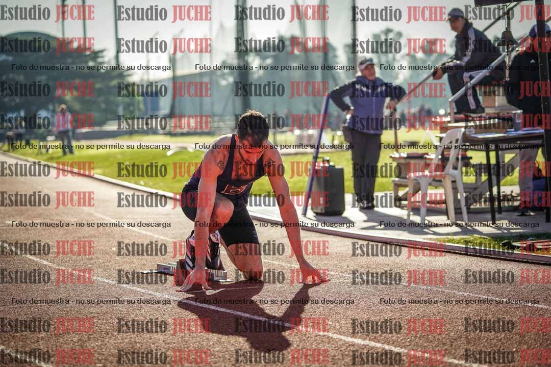 Fotos de los 400 m con vallas de varones