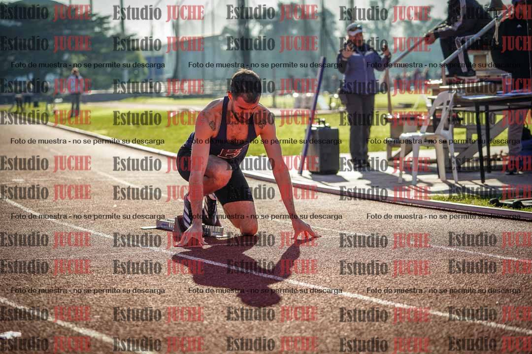Fotos de los 400 m con vallas de varones