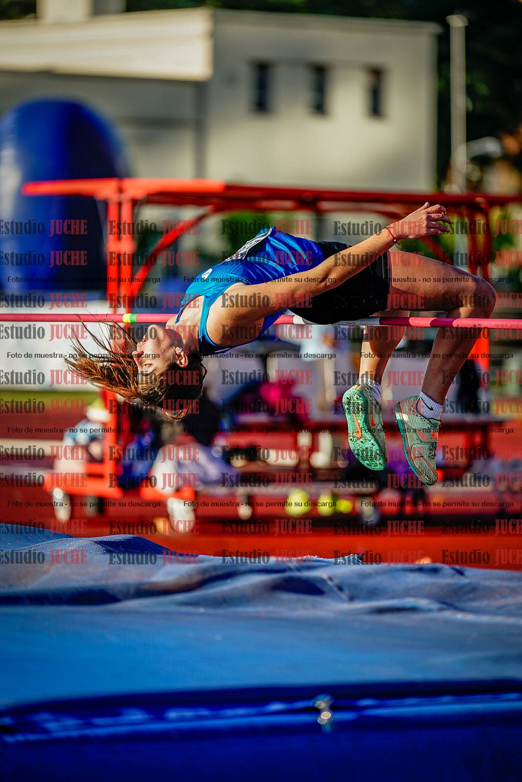 Fotos del salto en alto de mujeres