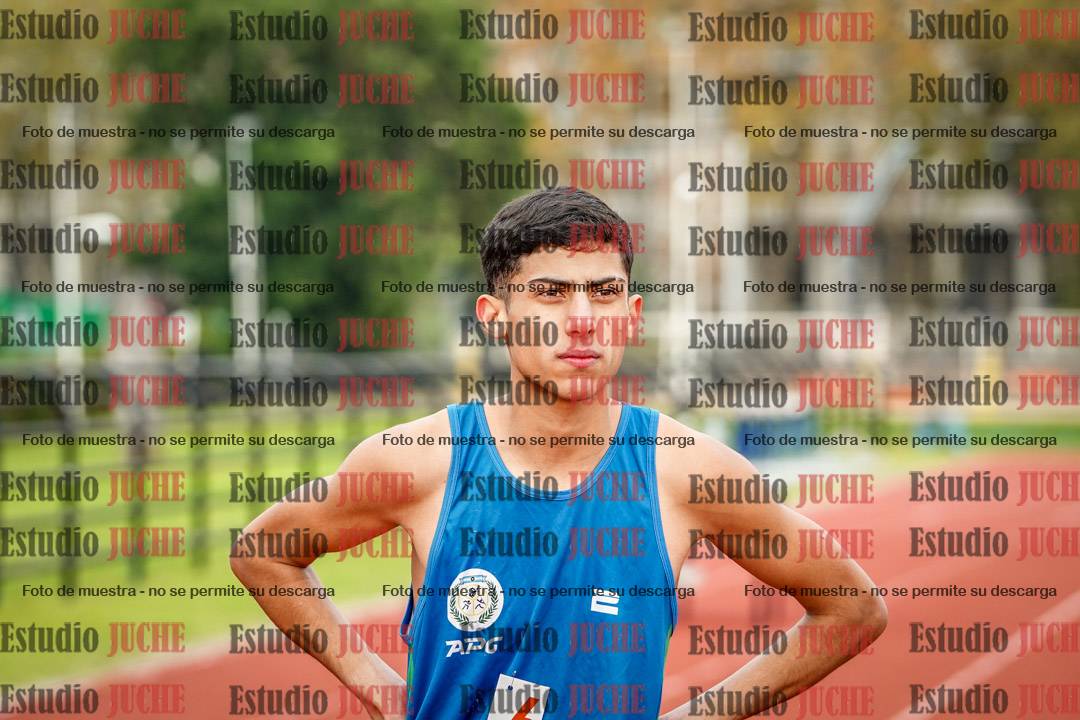 Fotos de los 3000 m con obstáculos de varones